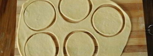 вареники с вишней на кефире. Шаг 12