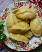 Вареники с вишней на пару