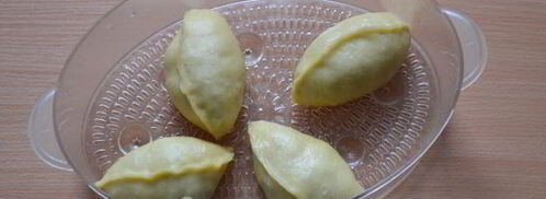 вареники с вишней на пару. Шаг 16