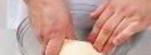 вареники с вишней в мультиварке. Шаг 2