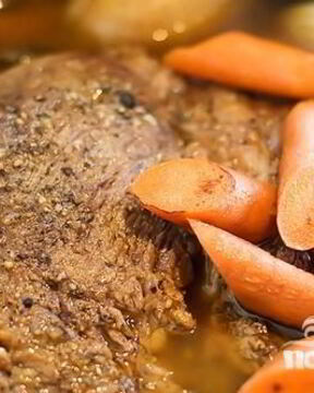 Жаркое из говядины и моркови с вином
