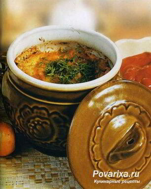 Жаркое из куриных потрошков в горшочках