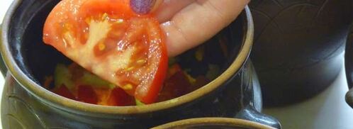 жаркое из свинины с картошкой в горшочках. Шаг 6