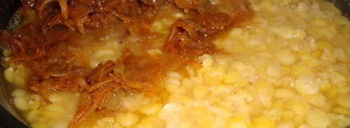 гороховая каша с мускатным орехом и соевым соусом. Шаг 7