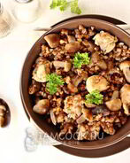 Гречка с мясом и грибами в мультиварке