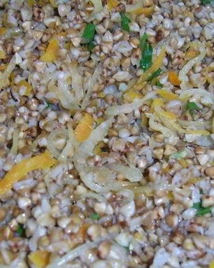 Каша гречневая с луком