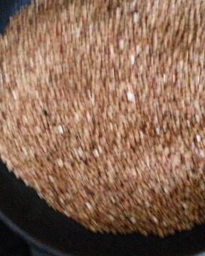 Рассыпчатая гречка, сваренная в сковороде