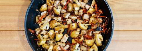 зеленая гречка со свининой и грибами. Шаг 5