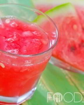 Алкогольный коктейль с арбузом