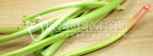 холодный чай с ревенем. Шаг 3