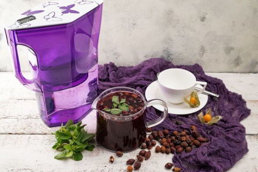 Рецепт витаминный чай с черной смородиной и шиповником