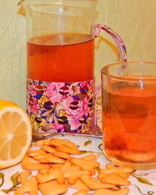 Зеленый чай с клубникой и бананом