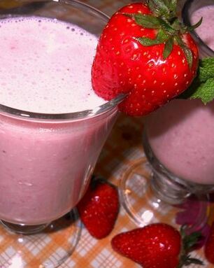 Клубнично-йогуртовый коктейль