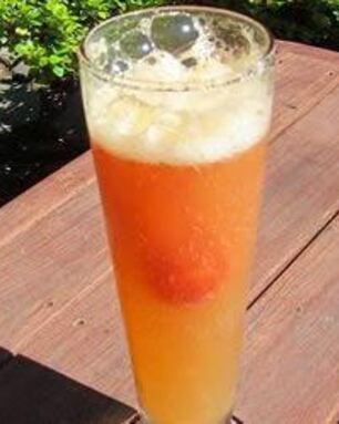 Клубничный замороженный напиток