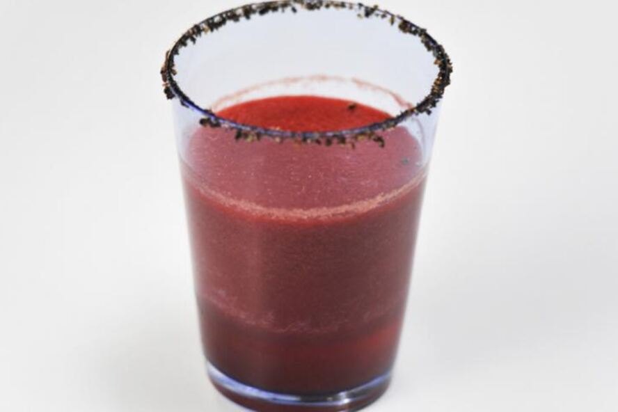 Рецепт коктейль на основе овощей после полуночи