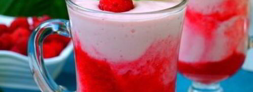 коктейль на ряженке с творогом и малиной. Шаг 6