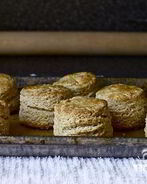 Овсяные булочки с кленовым сиропом