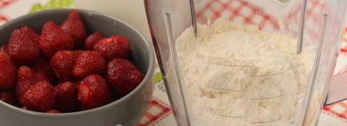 протеиновый коктейль с клубникой и творогом. Шаг 4