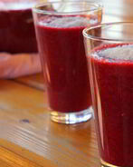 Ананасово-ягодный смузи