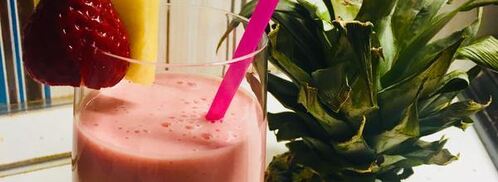 клубнично-ананасовый смузи. Шаг 4