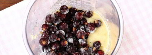 малиновый смузи с бананом и черной смородиной. Шаг 5