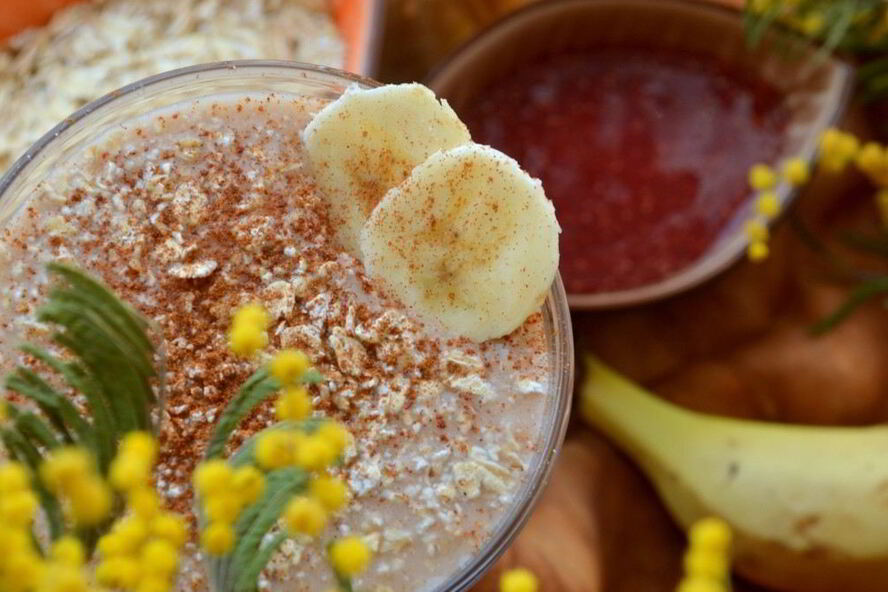 Рецепт смузи из банана и земляники