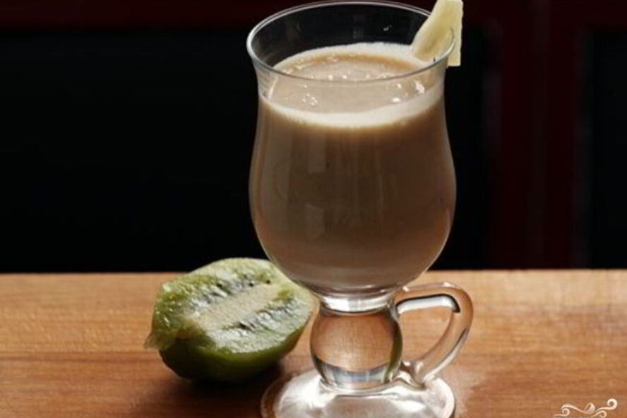 Рецепт смузи с яблоком и бананом