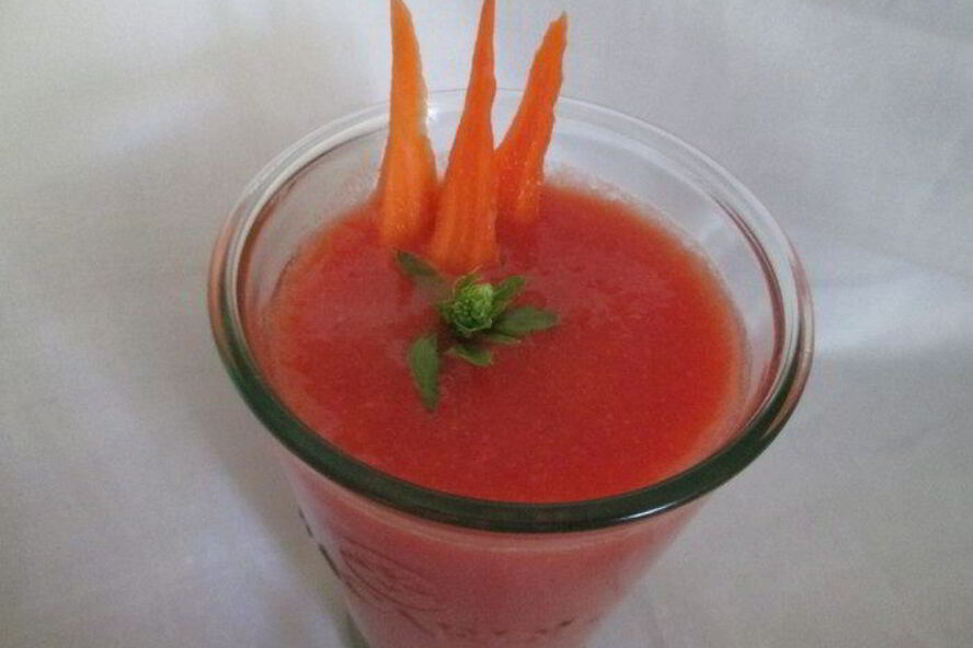 Рецепт томатный смузи с цветной капустой и морковью