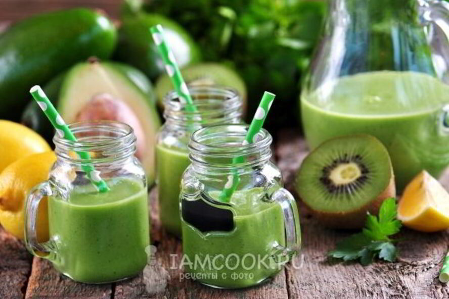 Рецепт витаминный смузи из авокадо и шпината