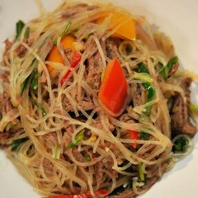 Салаты с говядиной