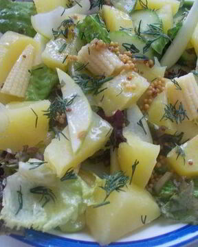 Картофельный салат с кукурузой