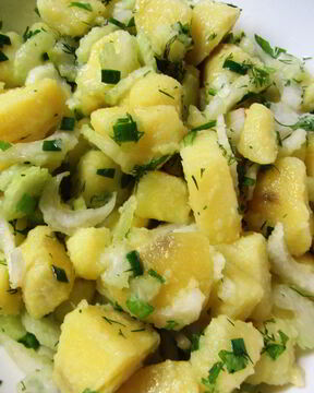 Картофельный салат с сельдереем