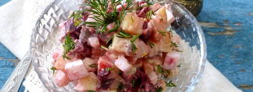 картофельный салат с соленой сельдью и свеклой. Шаг 7