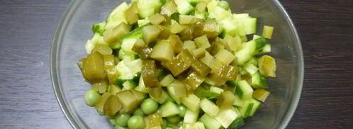 салат из картофеля и огурцов. Шаг 4