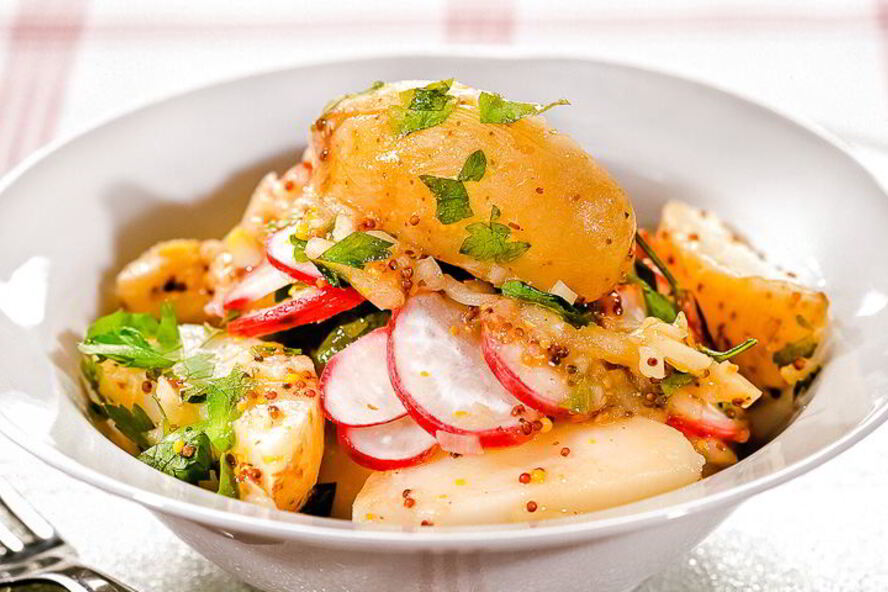 Рецепт салат из молодого картофеля