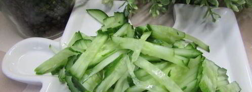 куриный салат с персиками и фисташками. Шаг 6