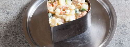 оливье с раковыми шейками. Шаг 10