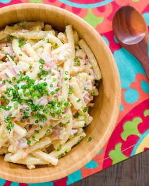 Салат из макарон с овощами