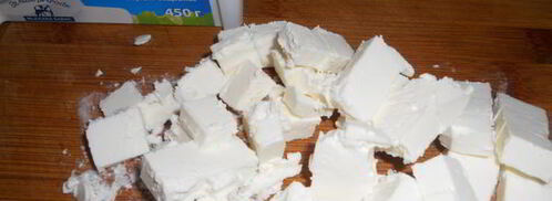 салат из языка с брынзой. Шаг 5