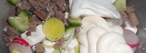 салат из языка с брынзой. Шаг 7