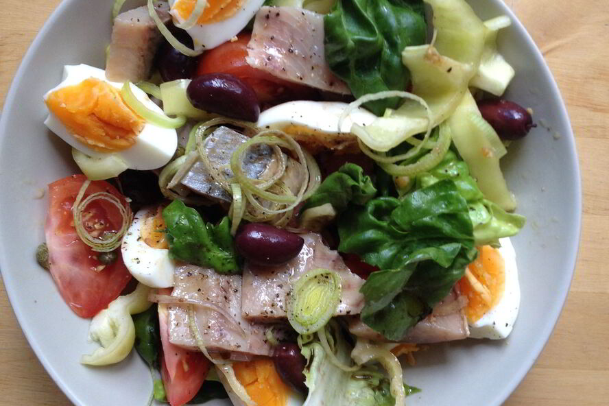 Рецепт салата пестрого с сельдью