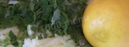 салат с капустой и крабовыми палочками. Шаг 7