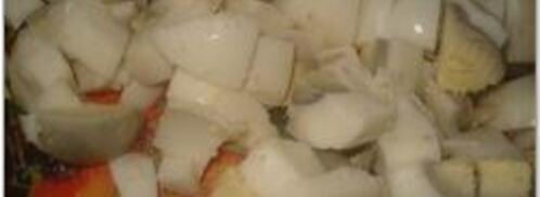 салат с копченой горбушей и морским коктейлем. Шаг 3