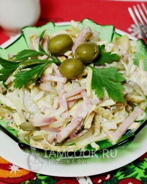 Салат с корейкой и яйцами