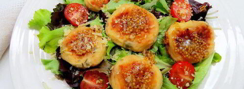 салат с сырниками. Шаг 9