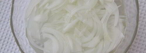 русский летний салат в стиле цезарь. Шаг 2