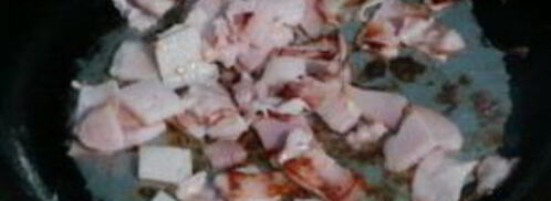 салат цезарь с беконом. Шаг 2