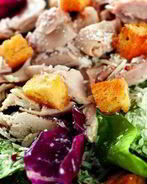 Салат Цезарь с куриной грудкой