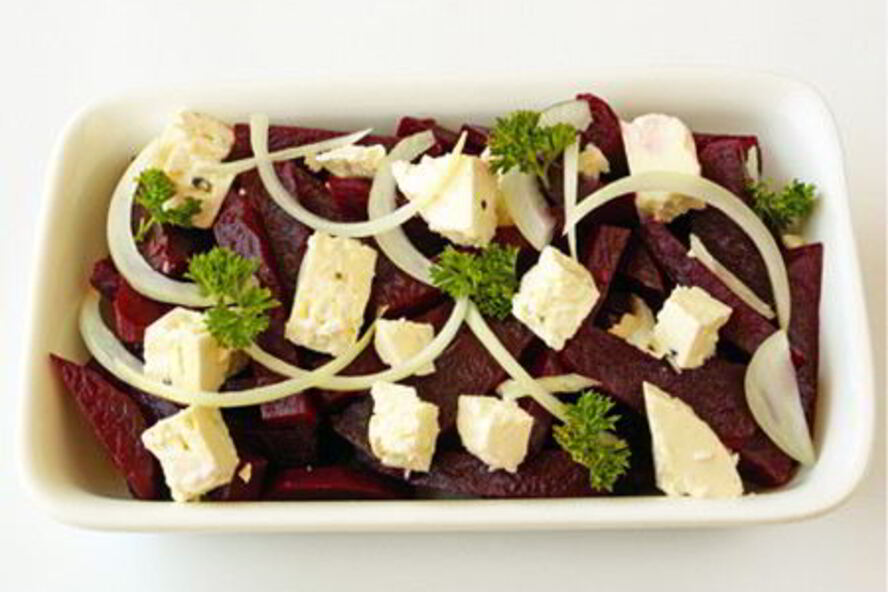 Рецепт свекольного салата с сырома феты
