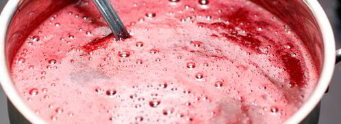 брусничный соус к чему угодно. Шаг 5